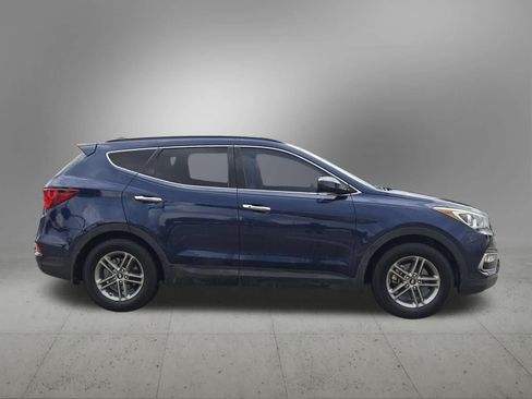 Used 2017 Hyundai Santa Fe Sport FWD image 7