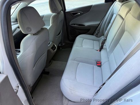 Used 2018 Chevrolet Malibu LT w/ Driver Confidence Package image 13