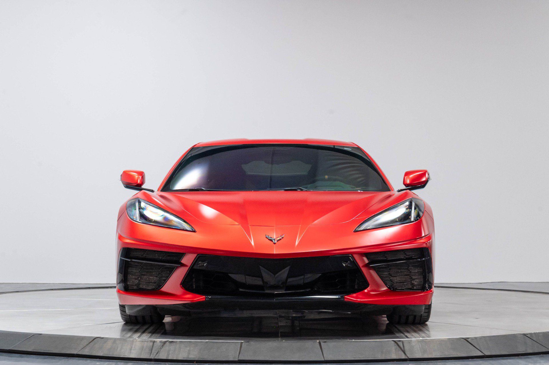 Used 2022 Chevrolet Corvette Stingray Coupe w/ 2LT w/ Z51 Performance Package RWD image 48