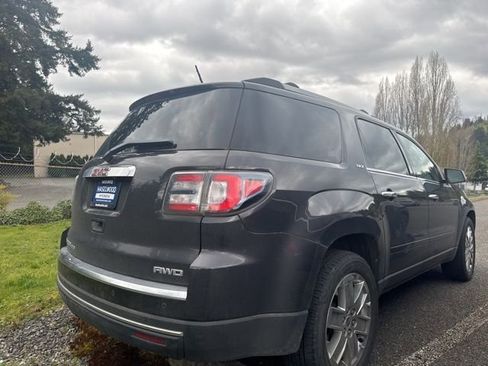 Used 2017 GMC Acadia Limited SLT image 3