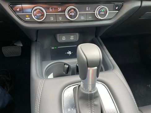 New 2026 Honda HR-V EX-L image 19