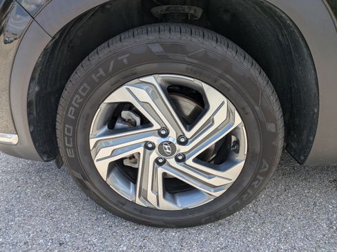 Used 2022 Hyundai Santa Fe SEL FWD image 11