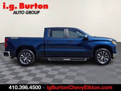Used 2023 Chevrolet Silverado 1500 LT AWD/4WD image 7