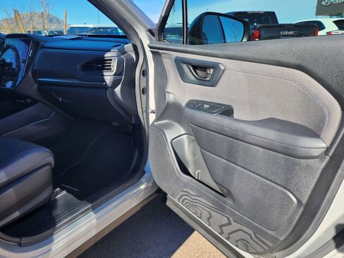 Used 2025 Subaru Forester Premium w/ Convenience Package #2 image 23