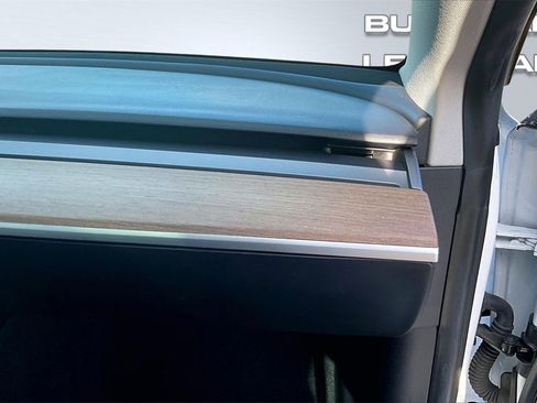 Used 2021 Tesla Model 3 Long Range image 17