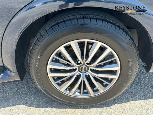 Used 2023 Nissan Armada SL w/ Captain's Chairs Package image 22