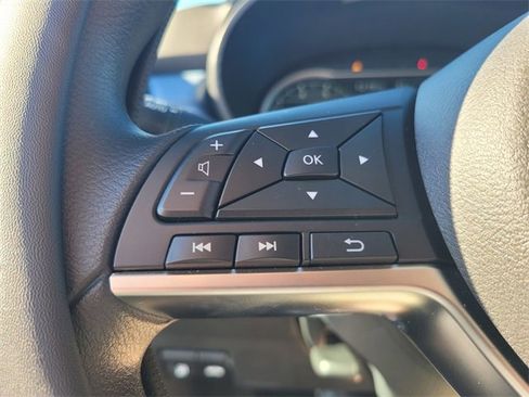 Certified 2025 Nissan Versa SV w/ Trunk Package image 28