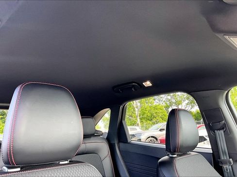 Used 2025 Ford Escape ST-Line w/ Tech Pack #1 FWD image 21