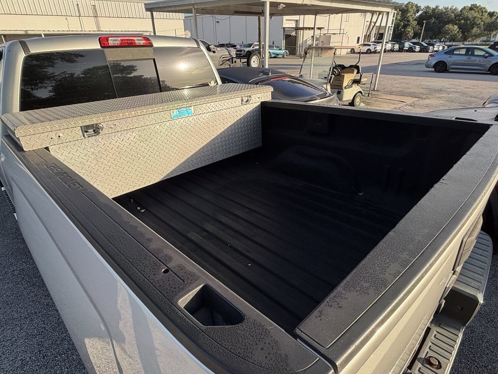 Used 2016 Chevrolet Silverado 1500 LT w/ LT Fleet Plus Package RWD image 9