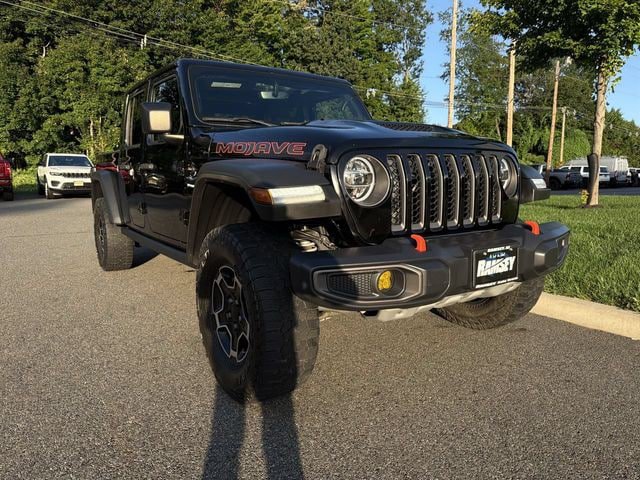 Used 2021 Jeep Gladiator Mojave AWD/4WD image 2