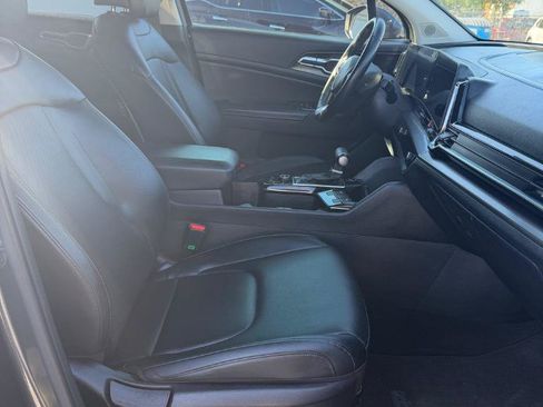 Used 2023 Kia Sportage EX FWD image 31