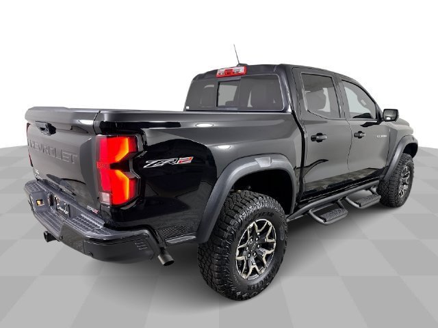 New 2026 Chevrolet Colorado ZR2 w/ Technology Package AWD/4WD image 9