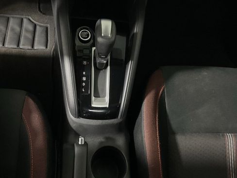 Used 2025 Nissan Versa SR image 25