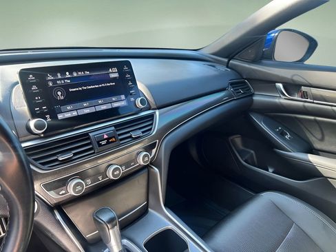 Used 2020 Honda Accord Sport image 16