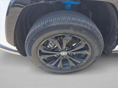 Used 2024 Toyota RAV4 XSE AWD/4WD image 25