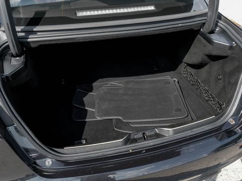 Used 2022 Maserati Quattroporte Trofeo image 65