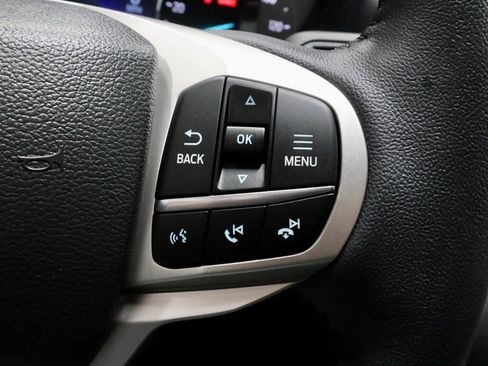 Certified 2023 Ford Explorer XLT image 29