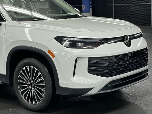 New 2026 Volkswagen Tiguan S AWD/4WD image 42