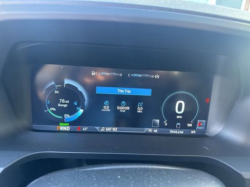 Used 2024 Ford F150 Lightning Lariat image 23