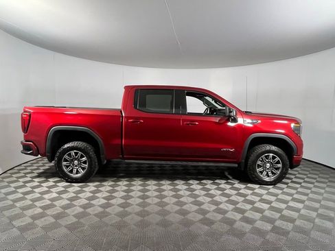 Used 2024 GMC Sierra 1500 AT4 w/ AT4 Premium Package image 4