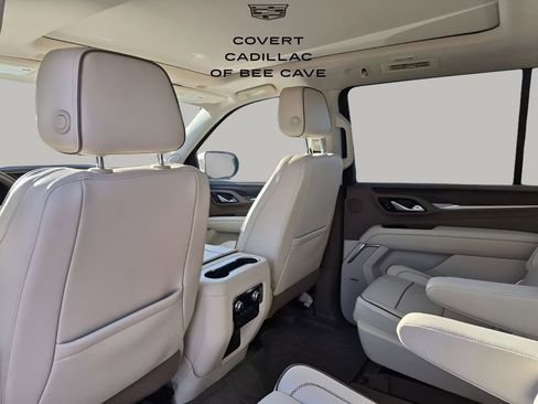 Used 2023 GMC Yukon XL Denali image 21