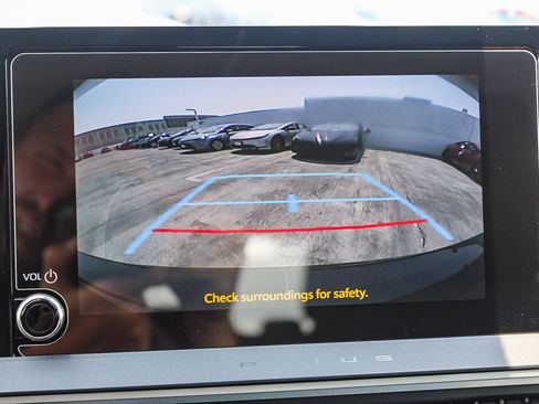 New 2026 Toyota Prius LE image 40