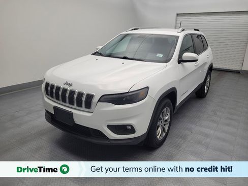 Used 2019 Jeep Cherokee Latitude Plus w/ Cold Weather Group AWD/4WD image 1