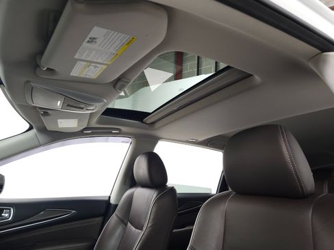 Used 2019 INFINITI QX60 Luxe w/ Essential Package image 13