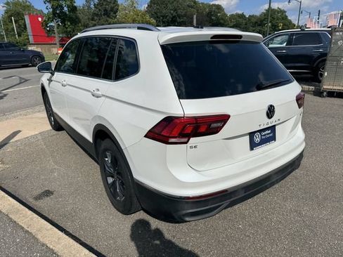 Used 2023 Volkswagen Tiguan SE w/ Panoramic Sunroof Package AWD/4WD image 7
