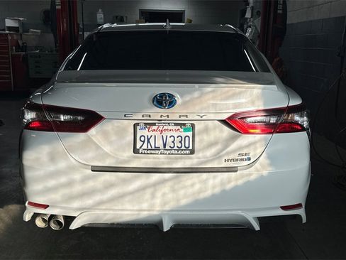 Certified 2024 Toyota Camry SE image 5