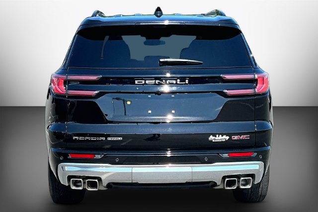 Used 2026 GMC Acadia Denali w/ Super Cruise Package AWD/4WD image 4
