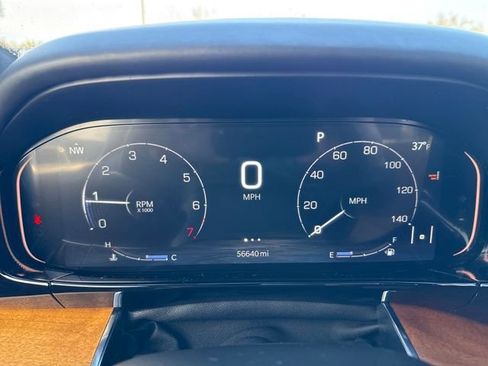 Used 2022 Jeep Grand Wagoneer Series III image 15