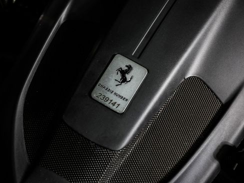 Used 2019 Ferrari Portofino image 41