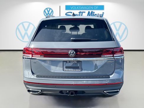 New 2026 Volkswagen Atlas SE FWD image 6