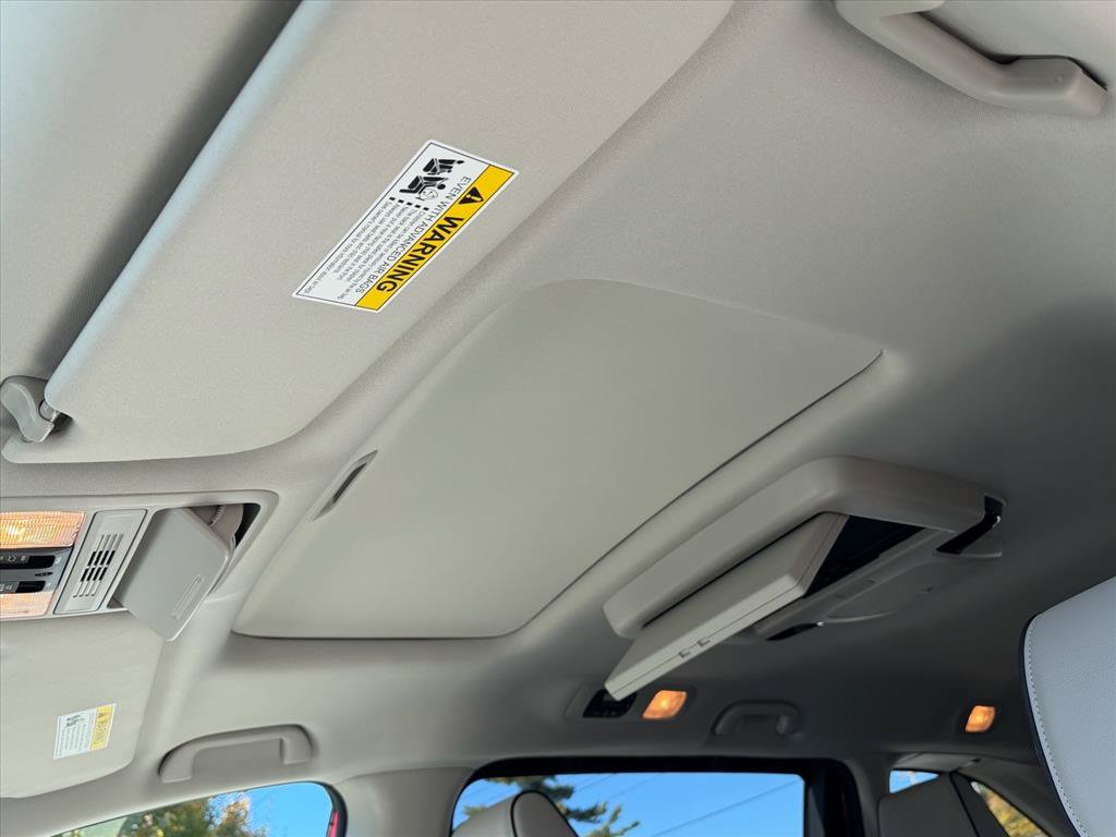 New 2027 Honda Odyssey Touring image 8