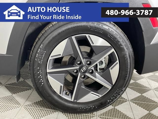 Used 2025 Hyundai Tucson SEL FWD image 9