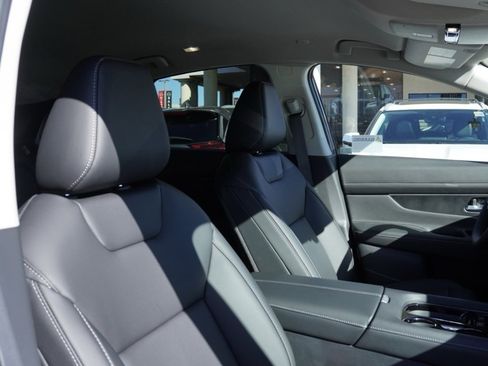 New 2026 Nissan Murano SV image 15