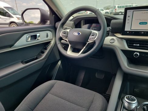 New 2026 Ford Explorer Active AWD/4WD image 13