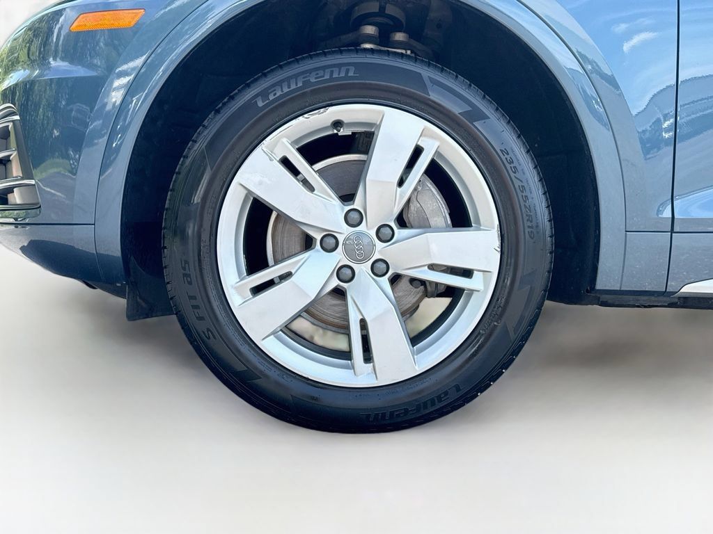 Used 2018 Audi Q5 2.0T Premium AWD/4WD image 35
