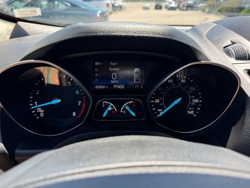 Used 2019 Ford Escape Titanium AWD/4WD image 22