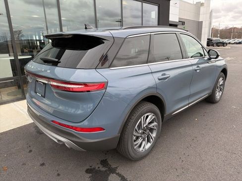 New 2026 Lincoln Corsair Premiere image 3