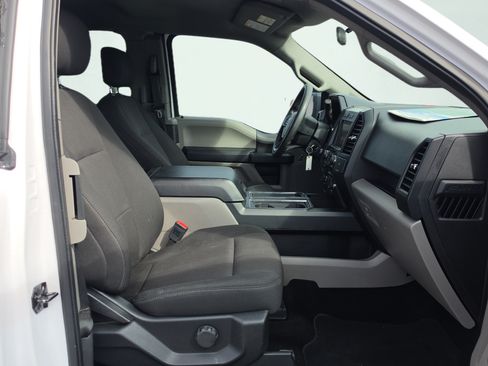 Used 2018 Ford F150 XL w/ Equipment Group 101A Mid AWD/4WD image 22