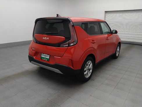 Used 2023 Kia Soul LX w/ Option Group 015 FWD image 9