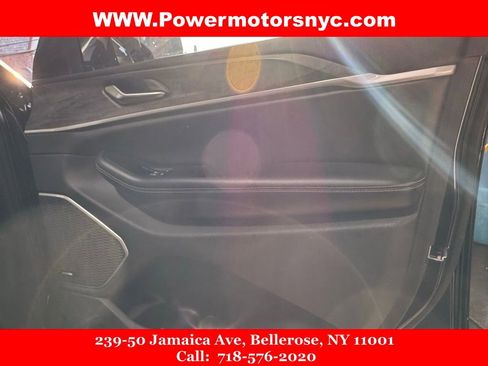 Used 2023 Jeep Grand Cherokee 4WD 4xe image 11