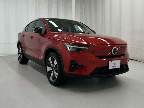 Used 2023 Volvo C40 P8 Recharge Plus image 2