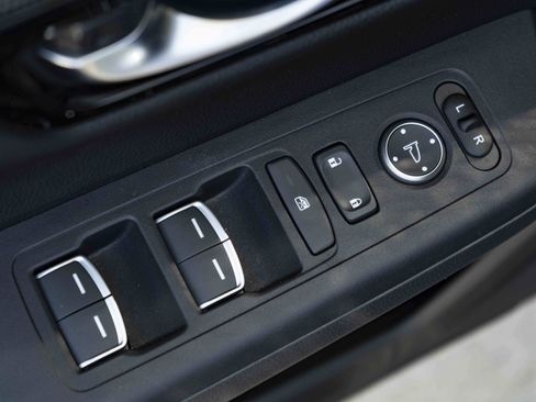 Used 2025 Honda CR-V EX-L image 37