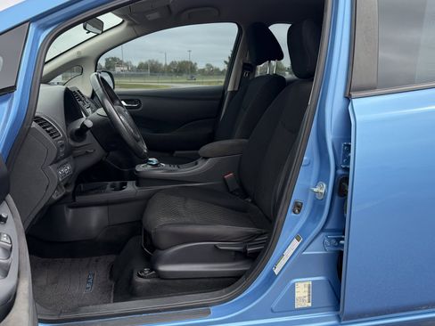 Used 2014 Nissan Leaf S FWD image 15