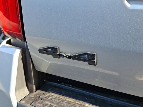 New 2025 Toyota Tacoma TRD Sport image 7