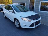 Used 2012 Ford Focus SE image 2