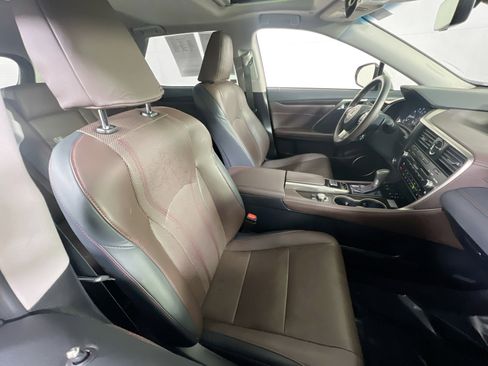 Used 2019 Lexus RX 350L AWD image 28